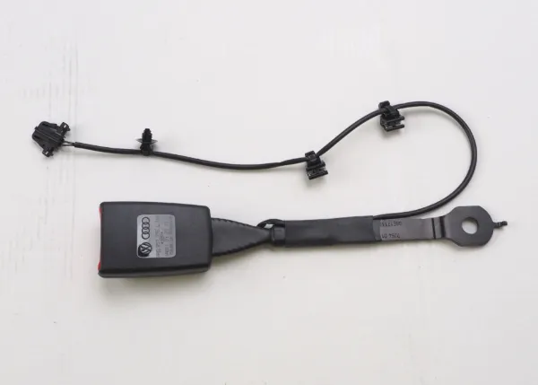 Barra (fecho) dianteira de fixação da correia de segurança 8R0857755L01C VAG