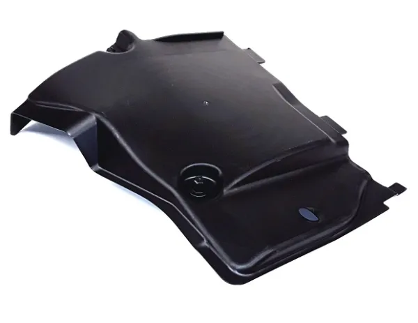 Proteção dianteira direita de fundo 8W0825202 VAG