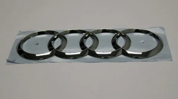 Emblema de tampa de porta-malas (emblema de firma) Audi Q3 F3B