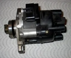 Distribuidor de ignição (distribuidor) FS0118200A Mazda