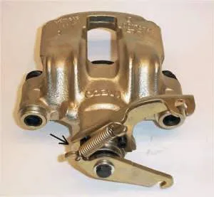 Suporte do freio dianteiro direito 42548188 Iveco