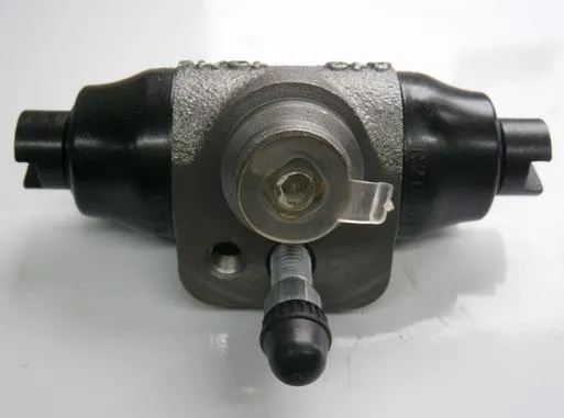 Cilindro traseiro do freio de rodas de trabalho A133502110 Chery