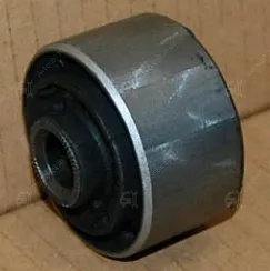 Bloco silencioso de braço oscilante traseiro longitudinal T113301130 Chery