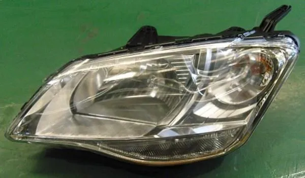 Luz esquerda 8310134000 Ssang Yong