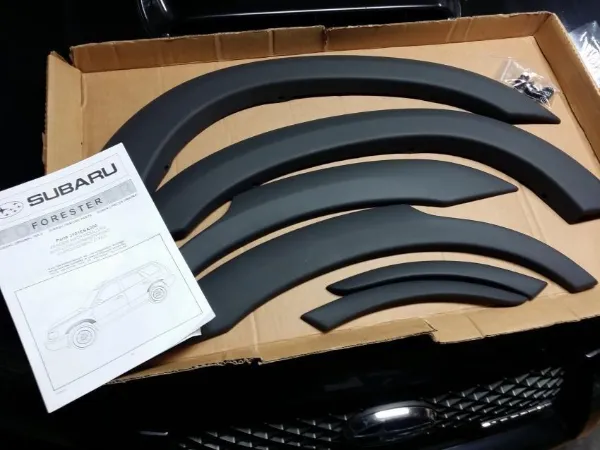Moldura dilatadora de arco da roda, kit J101ESA200 Subaru