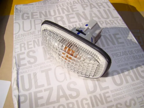 Luz intermitente no pára-lama 2151424NAEC Depo/Loro/Abakus