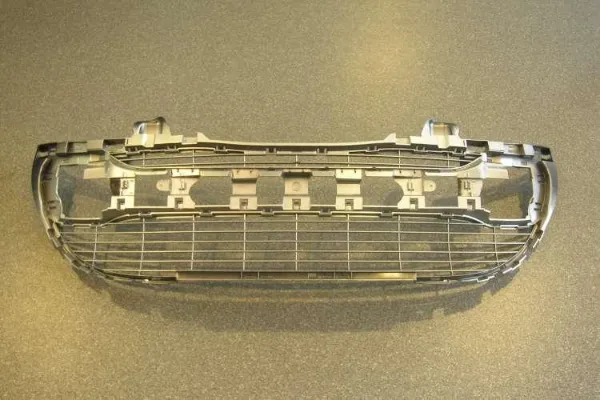 Grelha central do pára-choque dianteiro 7414VH Peugeot/Citroen