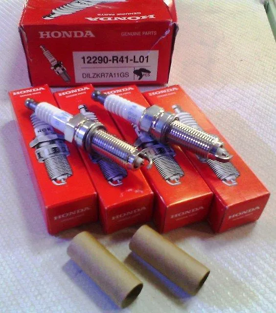 Vela de ignição SILZKR7C11S NGK