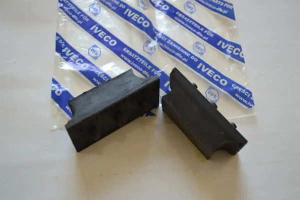 Grade de proteção da suspensão de lâminas dianteira 500316841 Iveco