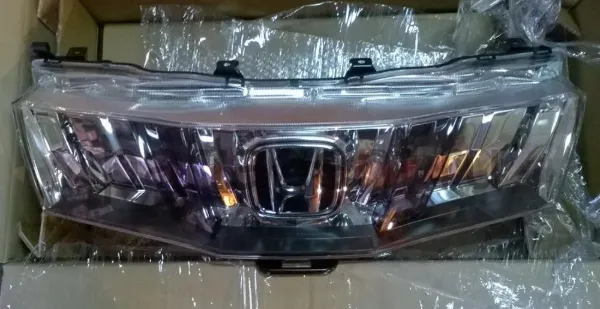 Grelha do radiador 71121SMGE02 Honda