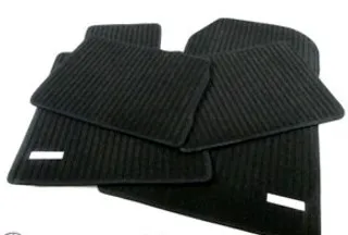 Tapetes dianteiros + traseiros, kit Mercedes E S124