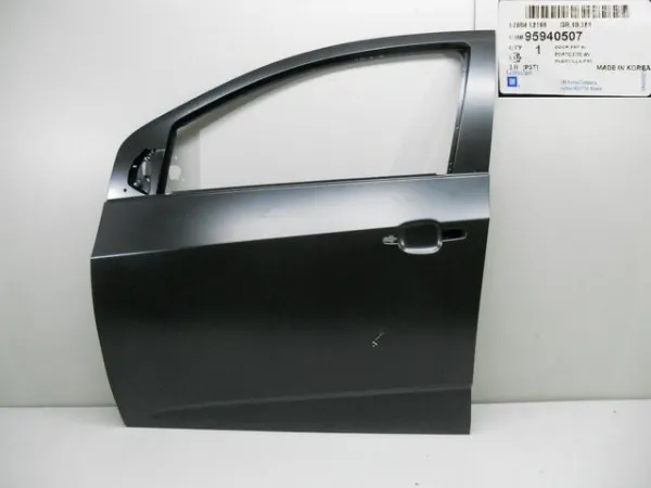 Porta dianteira esquerda Chevrolet Aveo III