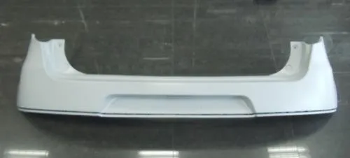 Pára-choque traseiro 6410D000 Mitsubishi