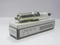 Vela de ignição L3Y318110 Mazda