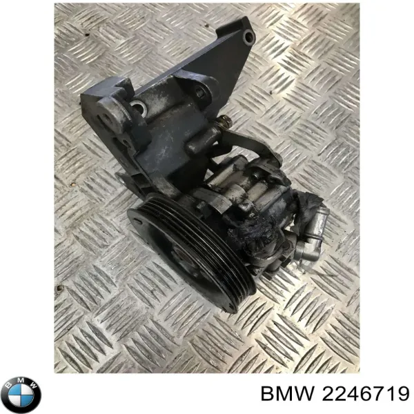 Polia de bomba da Direção hidrâulica assistida 2246719 BMW