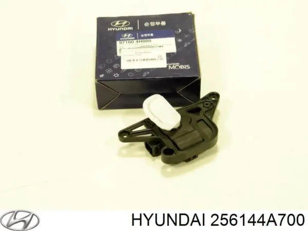 Vedante de termostato 256144A700 Hyundai/Kia