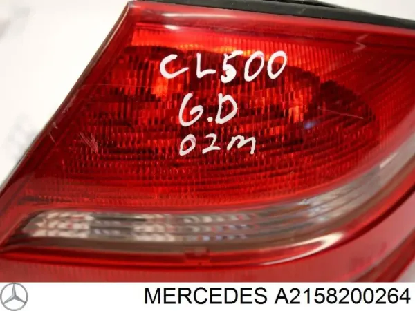 Lanterna traseira direita A2158200264 Mercedes