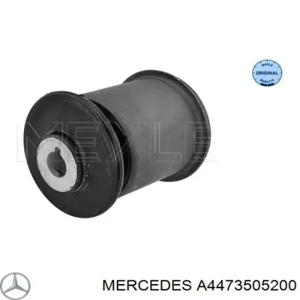 Braço oscilante inferior direito de suspensão traseira A4473505200 Mercedes