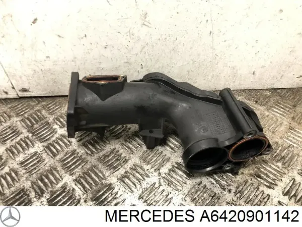  Mercedes A6420901142
