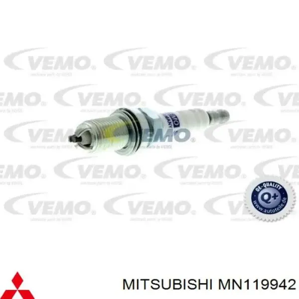 Vela de ignição MN119942 Mitsubishi