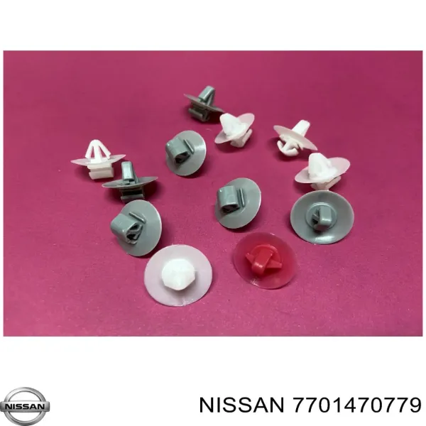 Braçadeira (cápsula) de fixação de moldura da porta 7701470779 Nissan/Infiniti