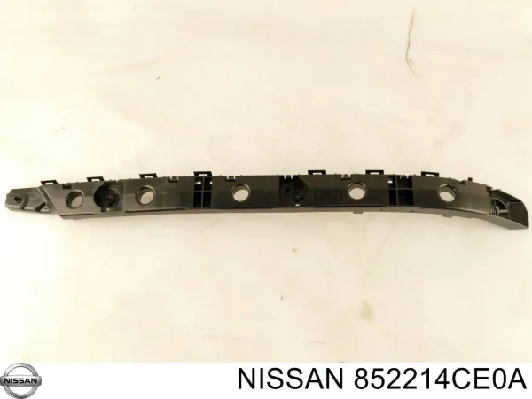 Consola esquerda do pára-choque traseiro 852214CE0A Nissan/Infiniti