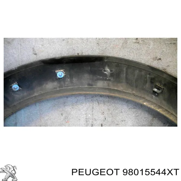 Expansor esquerdo (placa sobreposta) de arco do pára-lama traseiro 98015544XT Peugeot/Citroen