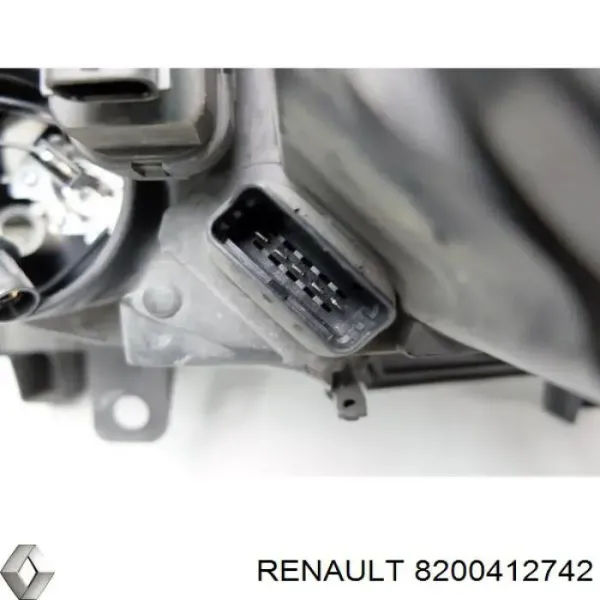 Luz direita 8200412742 Renault (RVI)