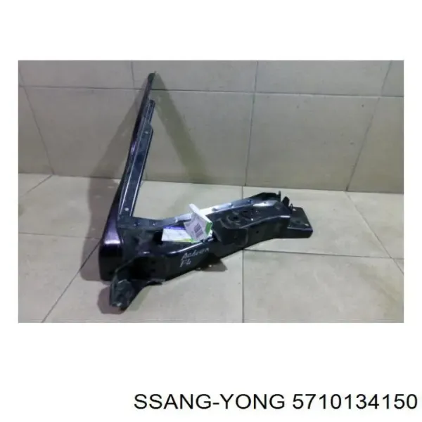 Suporte esquerdo do radiador (painel de montagem de fixação das luzes) 5710134150 Ssang Yong