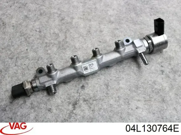 Regulador de pressão de combustível na régua de injectores Skoda Octavia IV A8