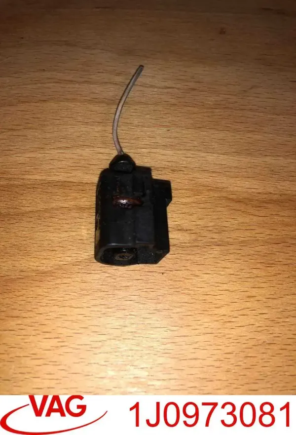 Desengate (ficha) de sensor de pressão de óleo 30973019 AND