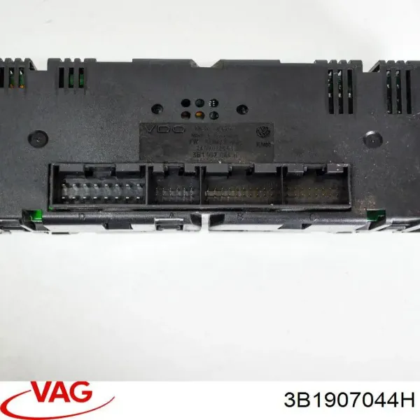 Compre Unidade de controlo dos modos de aquecimento/condicionamento Volkswagen Passat B5 3B3