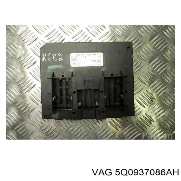 Unidade de conforto Volkswagen Passat B8