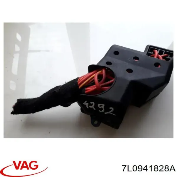  7L0941828A VAG
