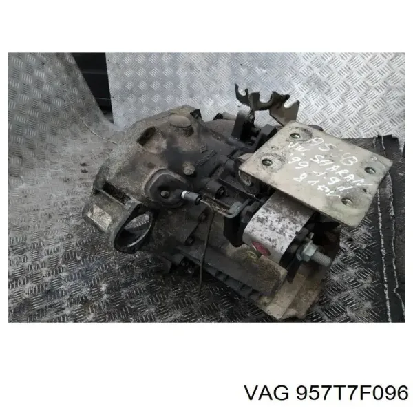 Caixa de Mudança montada (caixa mecânica de velocidades) 957T7F096 VAG