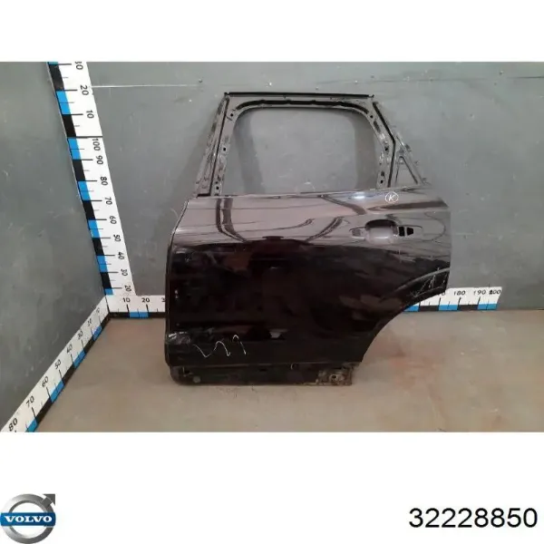 Porta traseira esquerda 32399081 Volvo