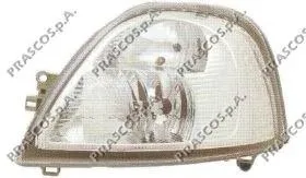 Luz direita 8200163518 Nissan/Infiniti