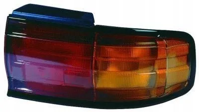 Lanterna traseira direita 8155035080 Toyota