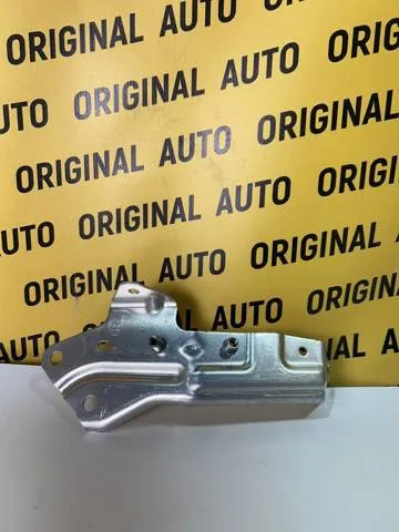 Consola dianteira de fixação do pára-lama dianteiro direito 641C16RA0A Nissan/Infiniti