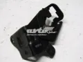Braço oscilante inferior esquerdo de suspensão dianteira Mazda 3 BK12