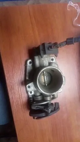 Válvula de borboleta montada Ford Fiesta COURIER