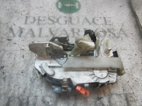 Compre Fecho da porta dianteira esquerda Dodge Caliber SXT PM