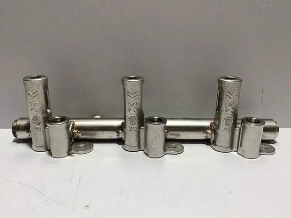 Distribuidor de combustível (rampa) 9811353880 Peugeot/Citroen