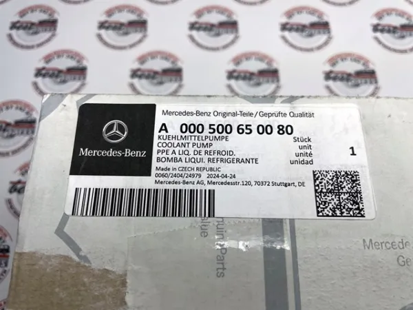 Bomba de água (bomba) de esfriamento, adicional elétrica A000500650080 Mercedes