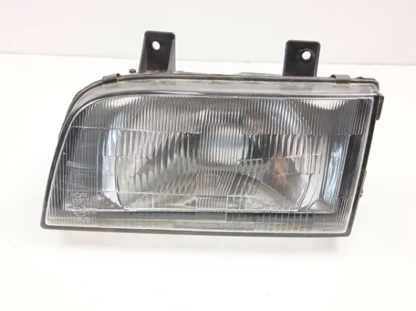 Luz esquerda KIA Sportage I