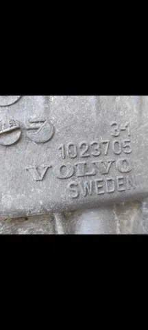 Caixa de Mudança montada (caixa mecânica de velocidades) 1023705 Volvo