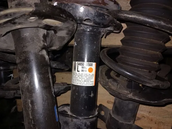 Amortecedor dianteiro esquerdo 54650S1500 Hyundai/Kia