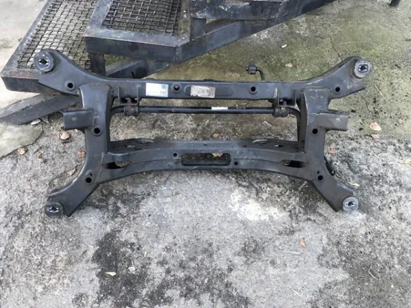  Viga de suspensão traseira (plataforma veicular) KIA Sportage 4
