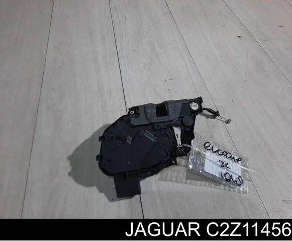 Fecho da porta traseira esquerda C2Z31377 Jaguar