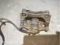 Suporte do freio dianteiro direito Toyota Avensis T25
